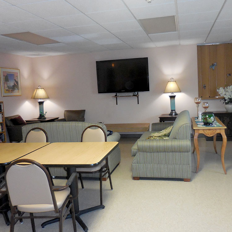 Cedar Village of Schaumburg North Community Room