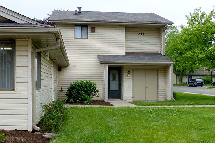 Townhomes of Cedar Village Exterior